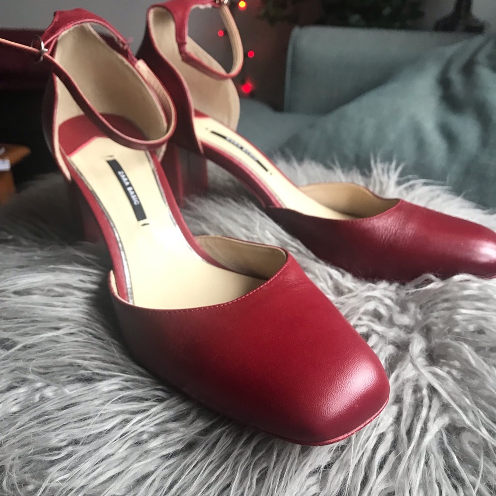 Zara basic leather heels